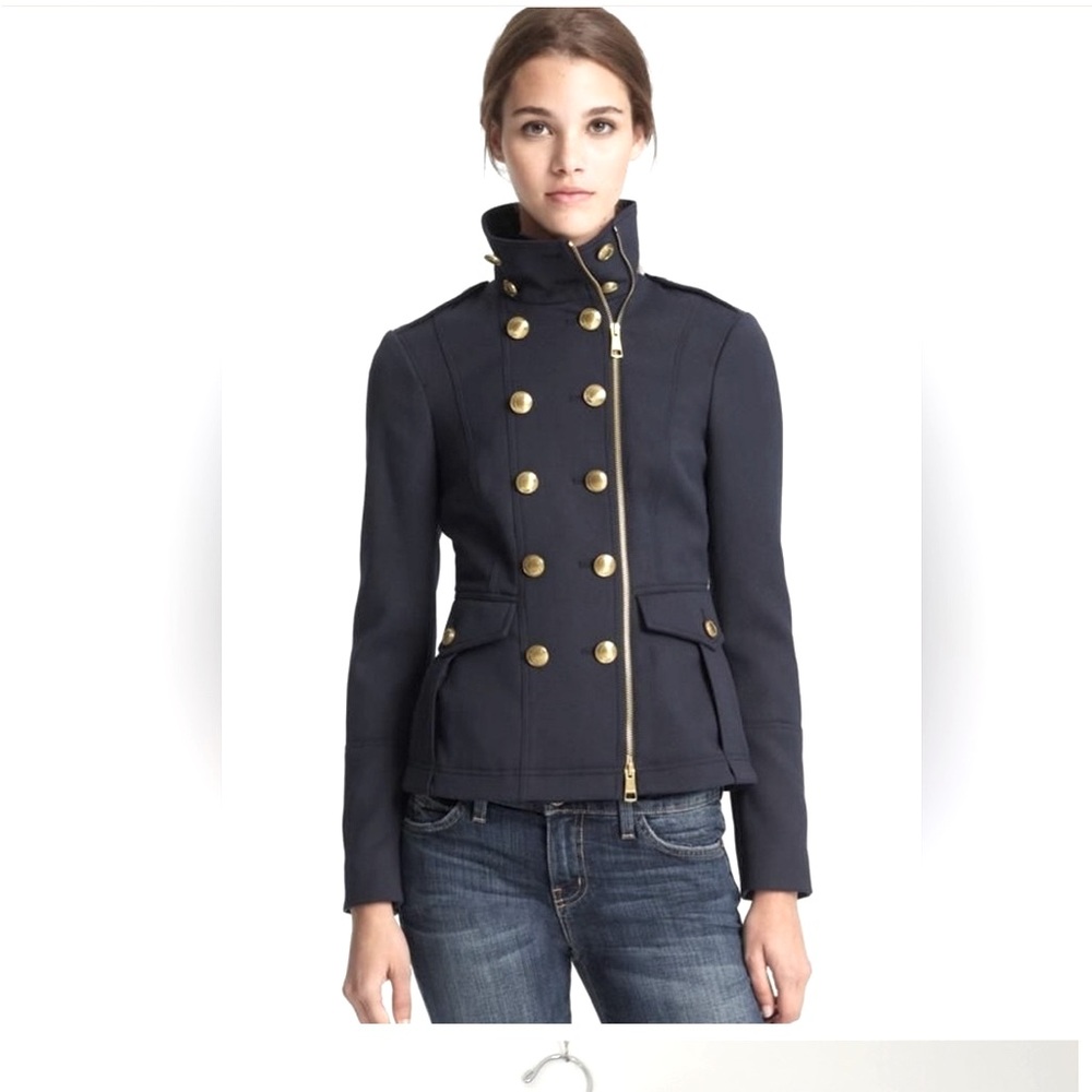 Burberry BRIT NAVY Peacoat pleated back size 6